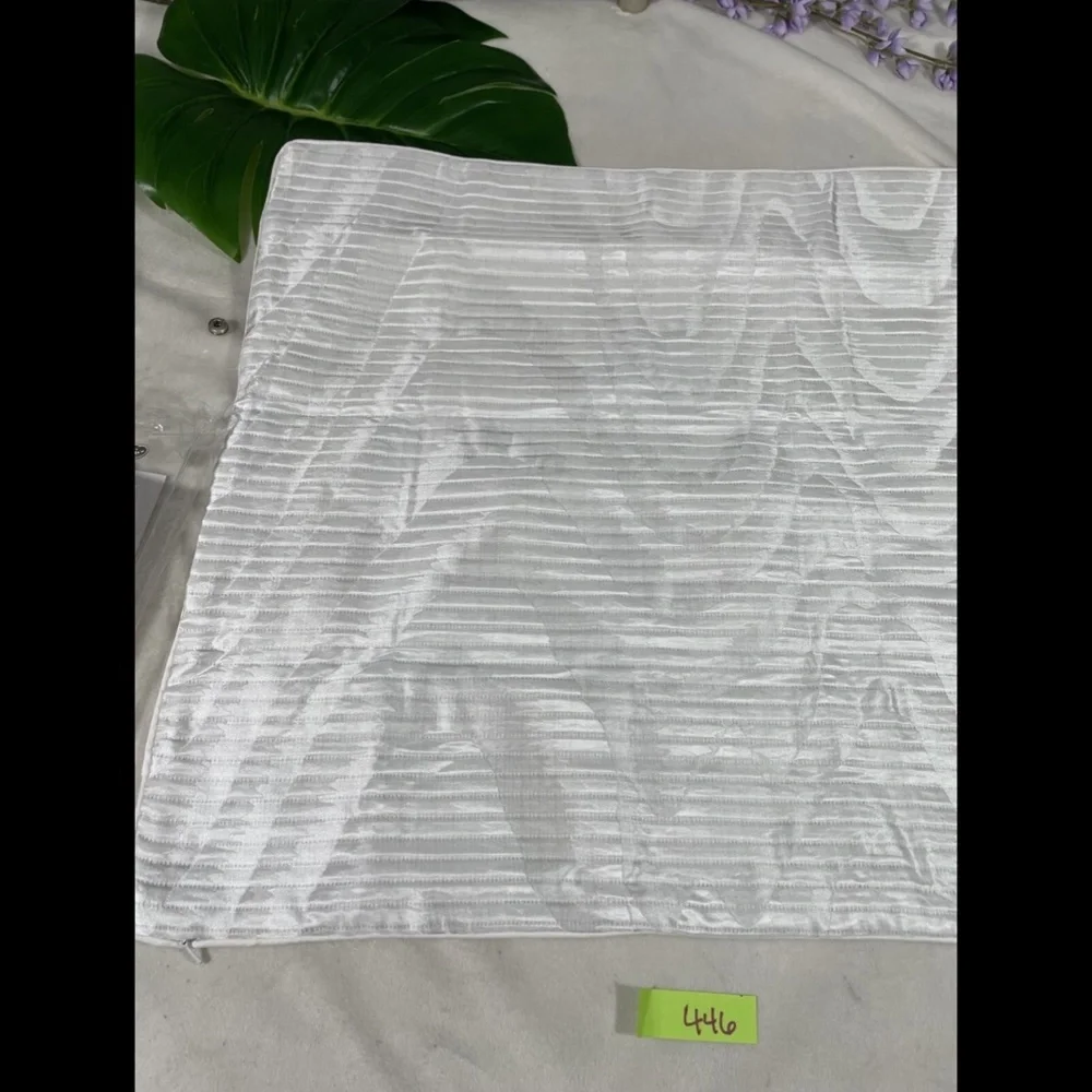 NIB Hotel Collection Moire (1) Standard Pillow Sham‎